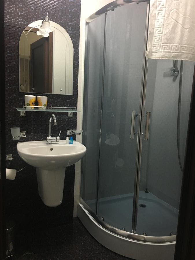 Orbi Plaza Tamara Aparthotel Батуми Екстериор снимка