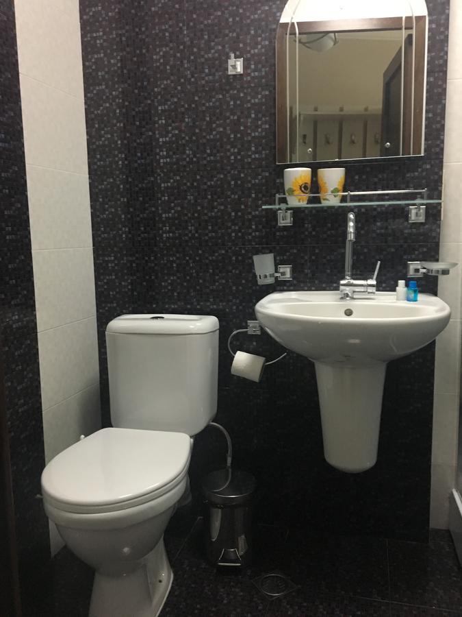 Orbi Plaza Tamara Aparthotel Батуми Екстериор снимка